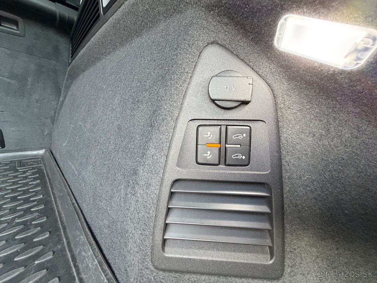 Wolkswagen Touareg 3.0 TDi 210 KW R-line 4x4 - 13