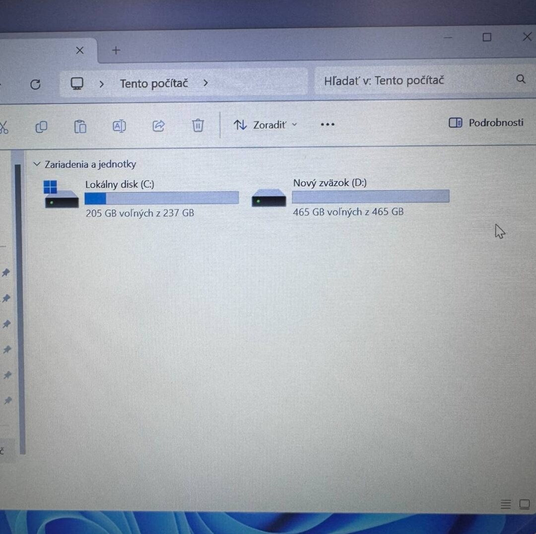 Notebook 14" HP.AMD PRO A10-8730B 4x2,40GHz.8gb ram.256gSSD - 13