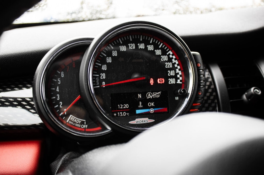 Mini John Cooper Works Dinamica/Fabric Carbon Black, (2016) - 13