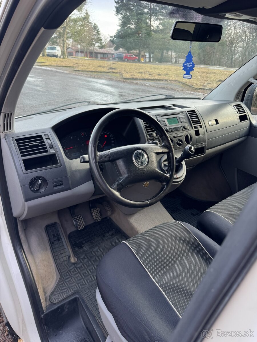 Volkswagen Transporter T5 2.5TDI Hitop Long - 13