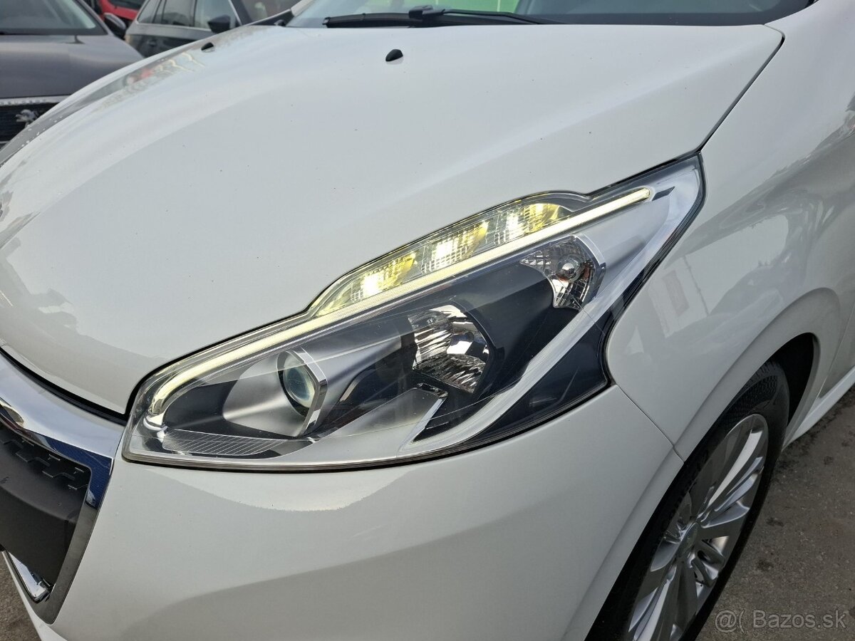 Peugeot 208 1.6 BlueHDi Allure - 13