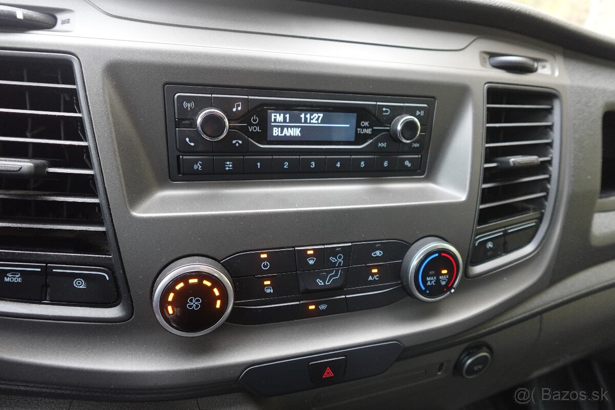 FORD TRANSIT 7 MÍST VALNÍK 2.0TDCI KLIMA - 13