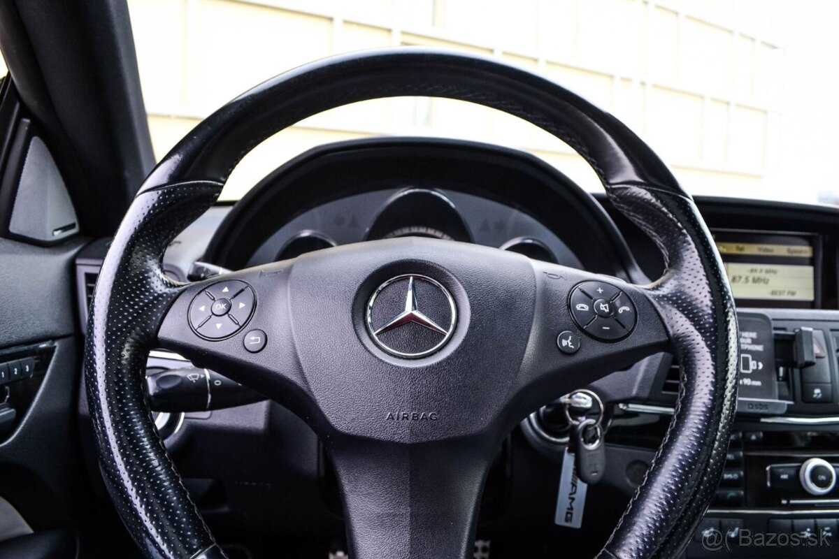 Mercedes Benz E 350 CGI coupe - 13