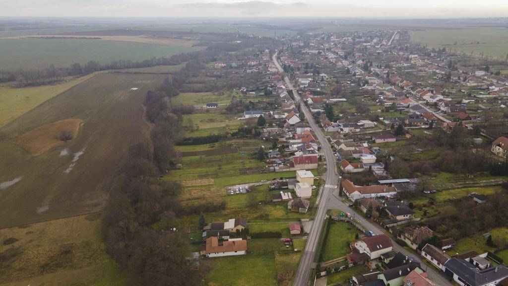 Ponuka pre investorov: 4 stavebné pozemky s úz.rozhodnutím. - 13