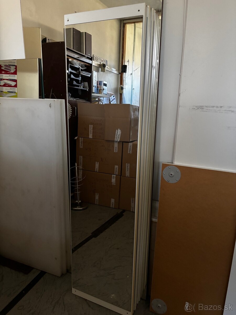 obchodne zariadenie - 13