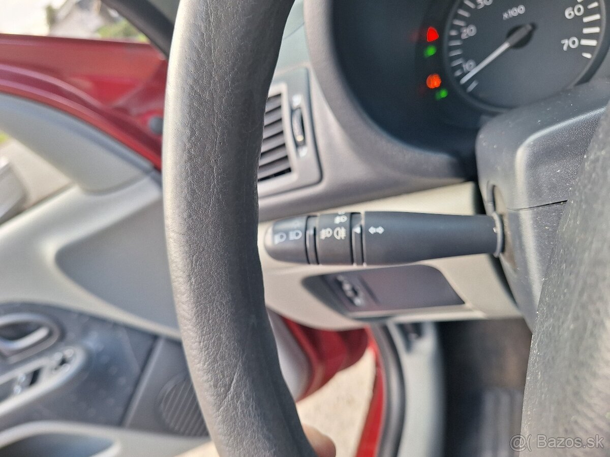 Renault Clio 1.2 16V Expression 4 - valec - 13