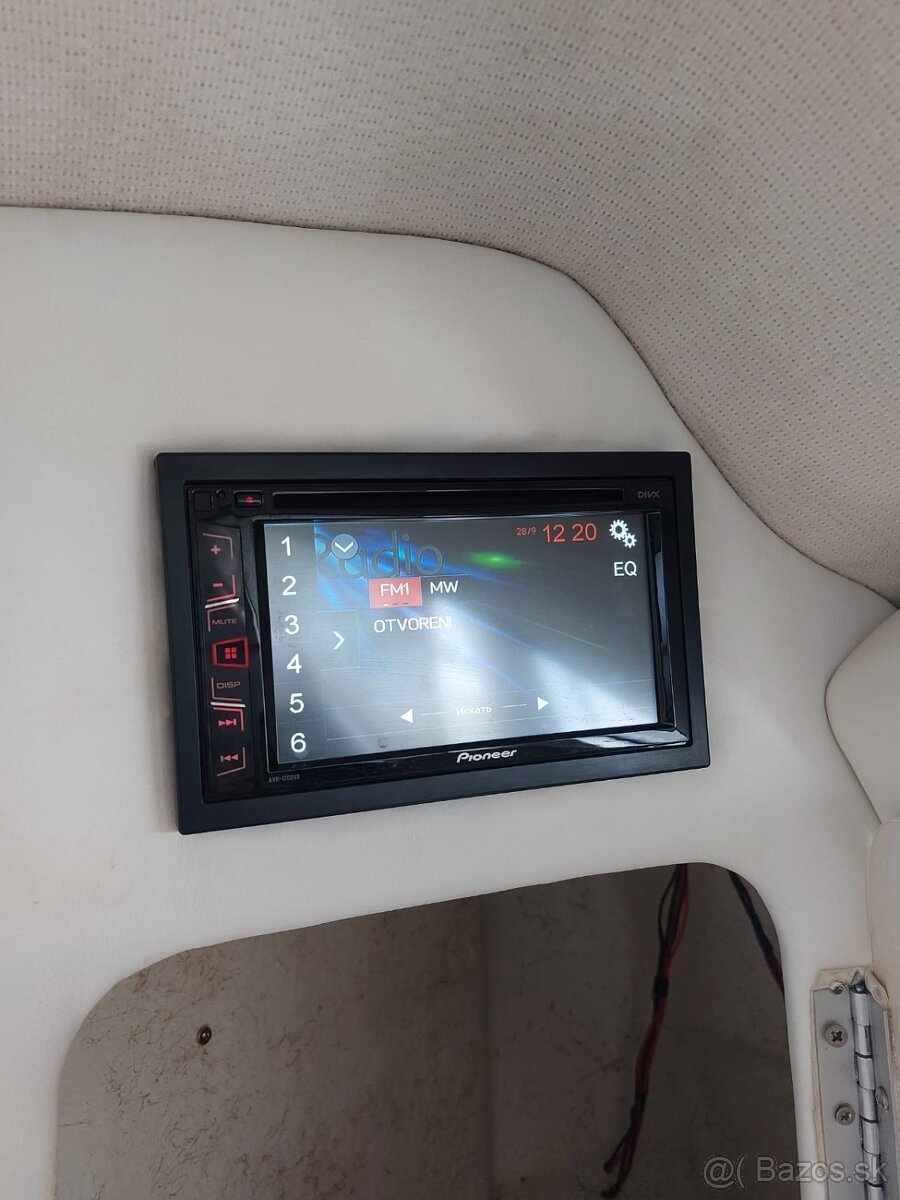 Bayliner 2855 - 13
