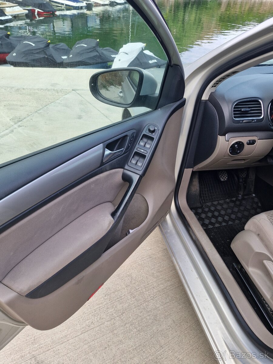 Volkswagen Golf 6 1.4 benzín - 13