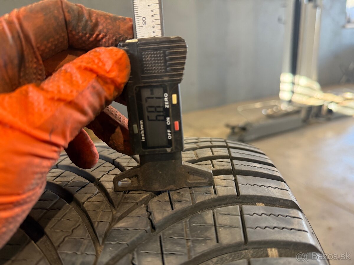 Celoročné 235/60 R18 Goodyear - 13