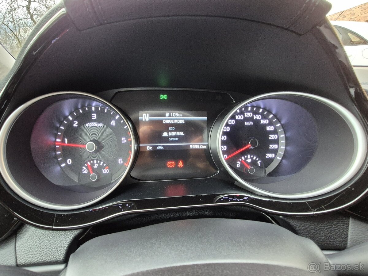 Kia Ceed SW 1.6 CRDi MHEV Gold - 13