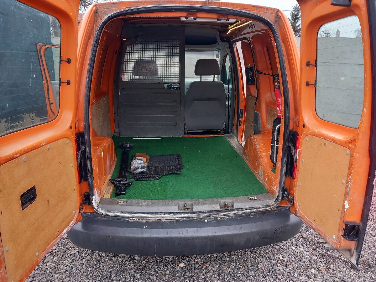 VW Caddy 2.0 SDI ,51 kW. Model 2005 .Nová STK. - 13