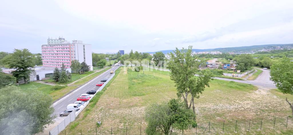 MODERNÝ 2i byt, DIAMNAT, BALKÓN, KLÍMA, PARKING, Rybničná ul - 13