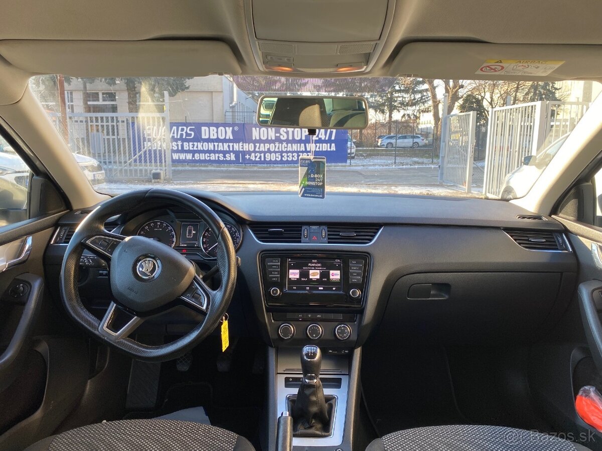 ŠKODA OCTAVIA 1.6 TDI COMBI - 13