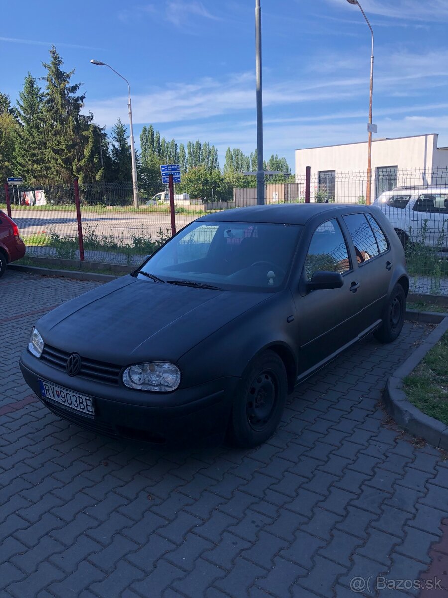 Golf 4 - 13