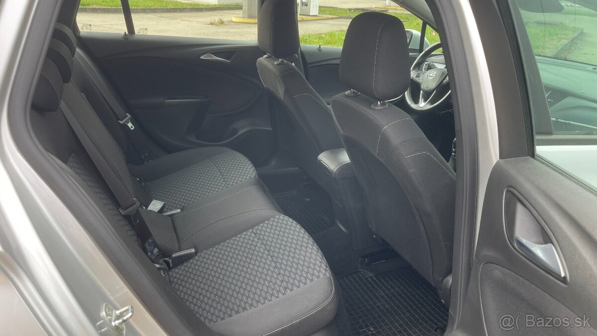 Opel Astra Caravan 1.5 CDTi 77kW M6 - 13