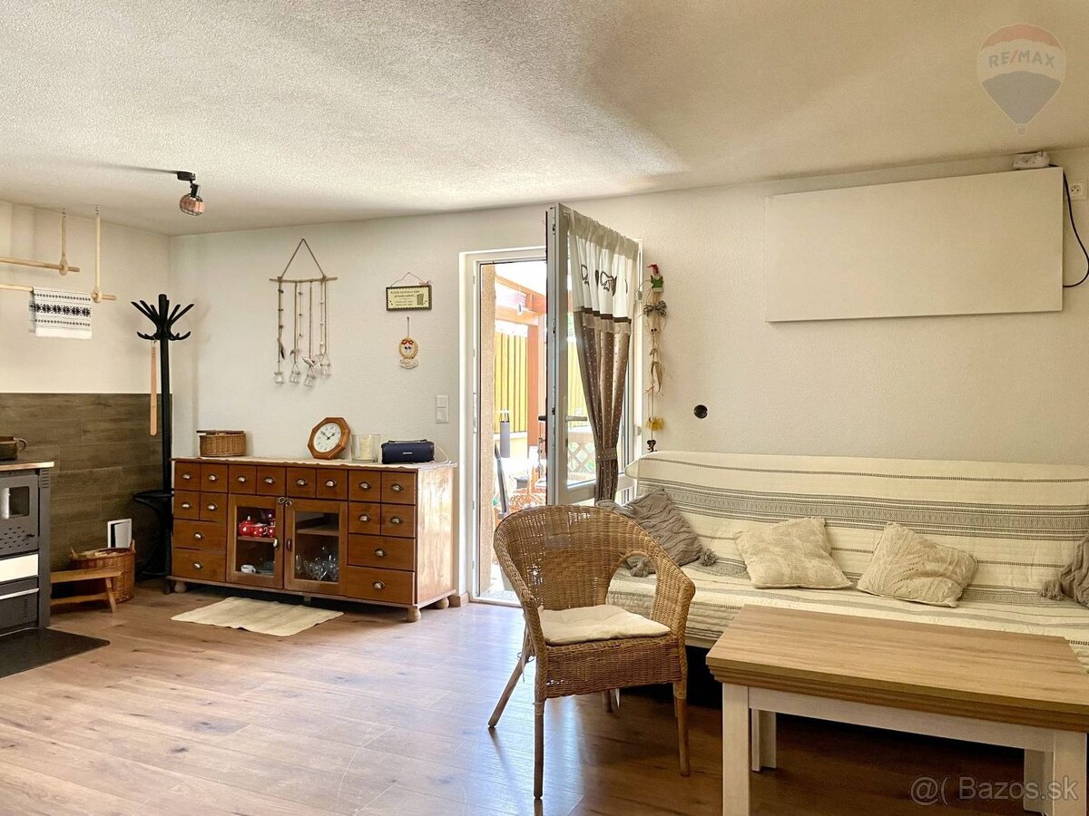 REZERVOVANÉ: Rodinný dom na rekreačné využitie v turisticky - 13