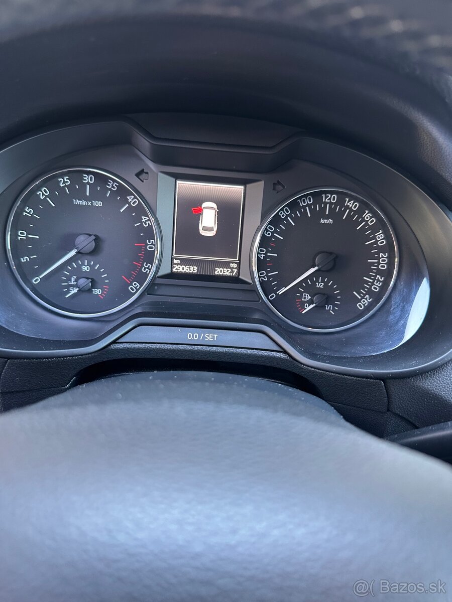 Skoda Octavia 3 combi - 13