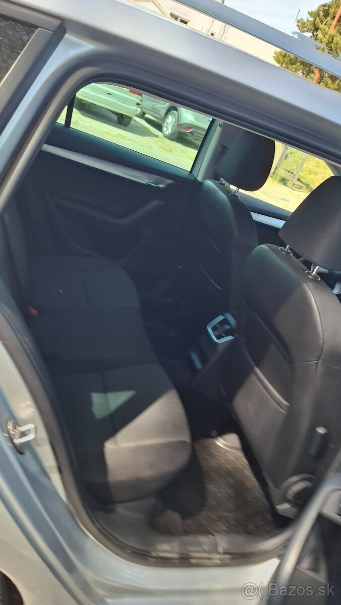 ŠKODA OCTAVIA COMBI 2.0 TDI.4X4 - 13