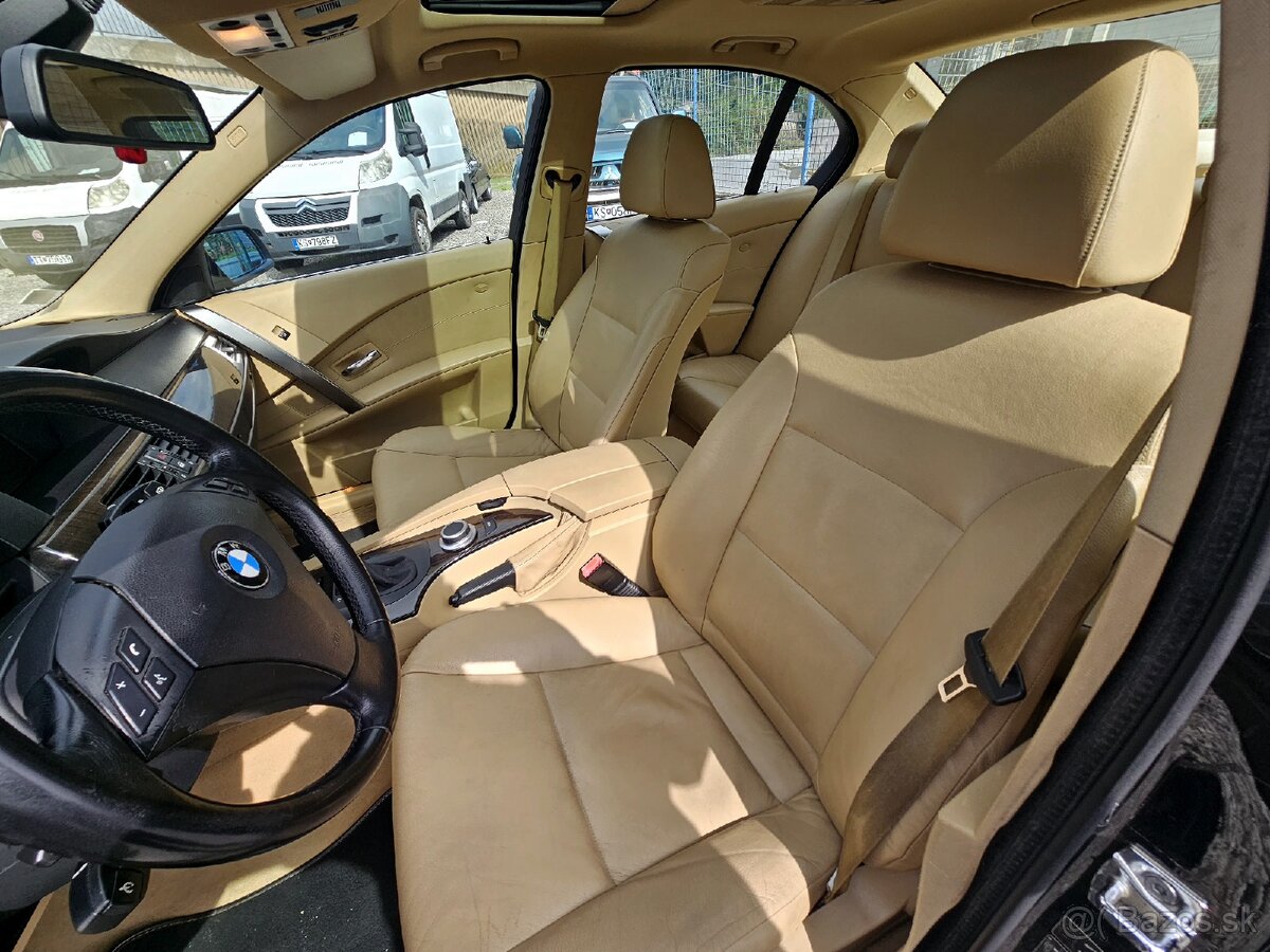 BMW rad 5 530 i A/T - 13