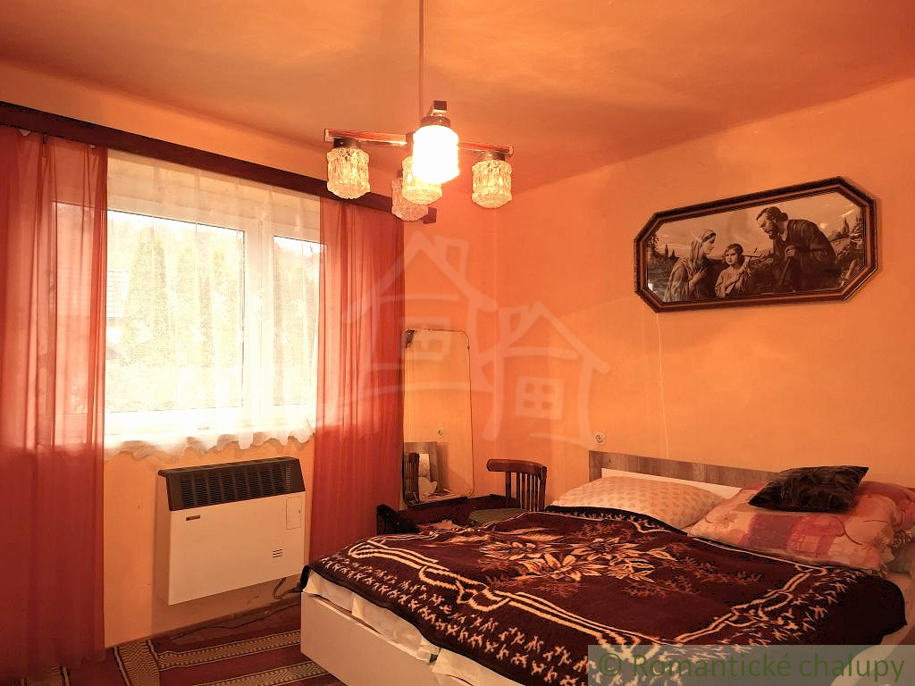 Exkluzívne - Slnečný dom pri potoku s veľkým pozemkom – id - 13