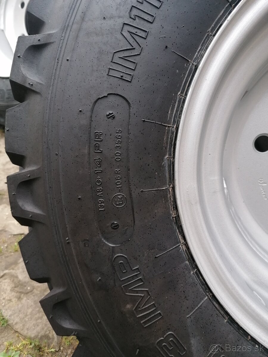 Predám kolesá na 5t vlečku s rozmerom 8,25 R 15 - 13