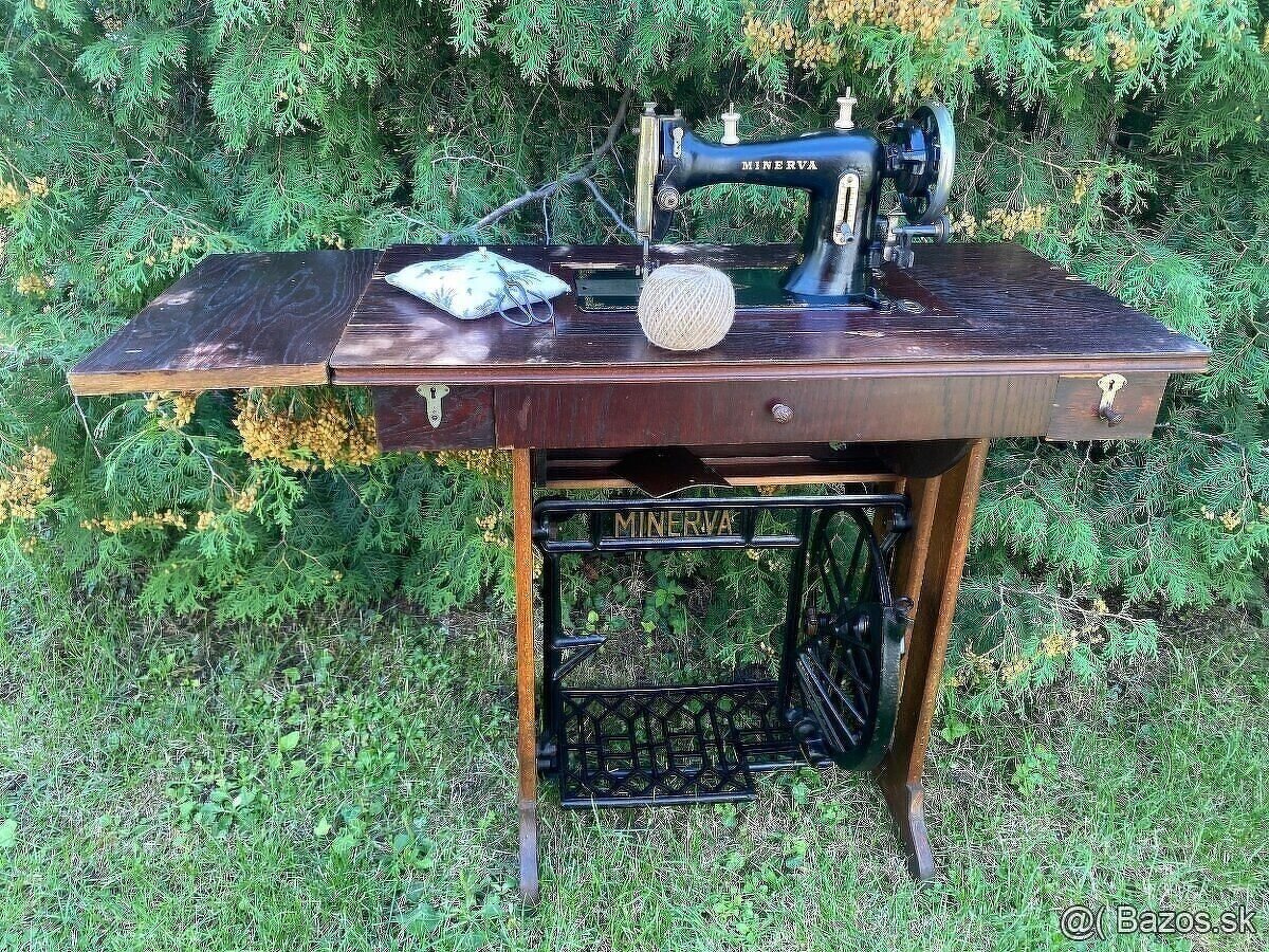 Šijací stroj MINERVA - 13