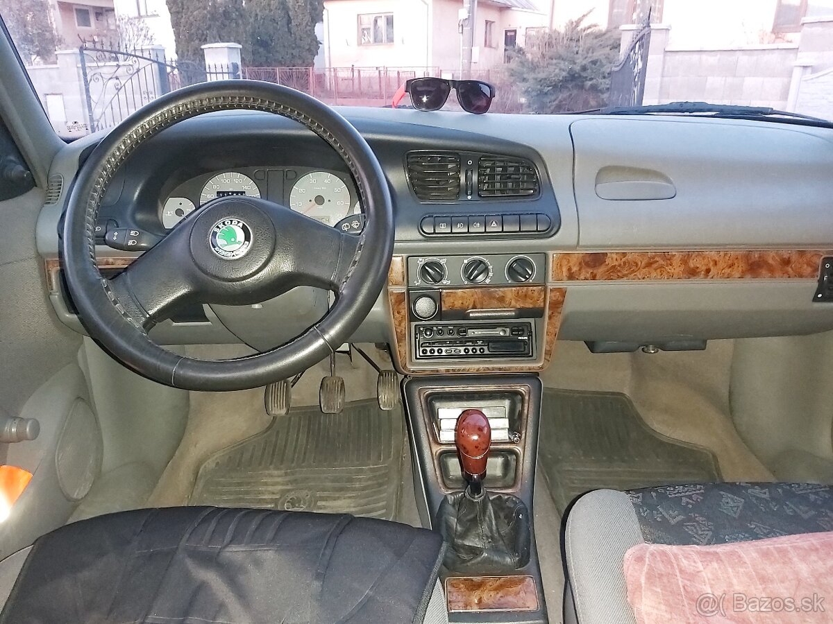 ŠKODA FELICIA 1.3LXI 50KW - 13