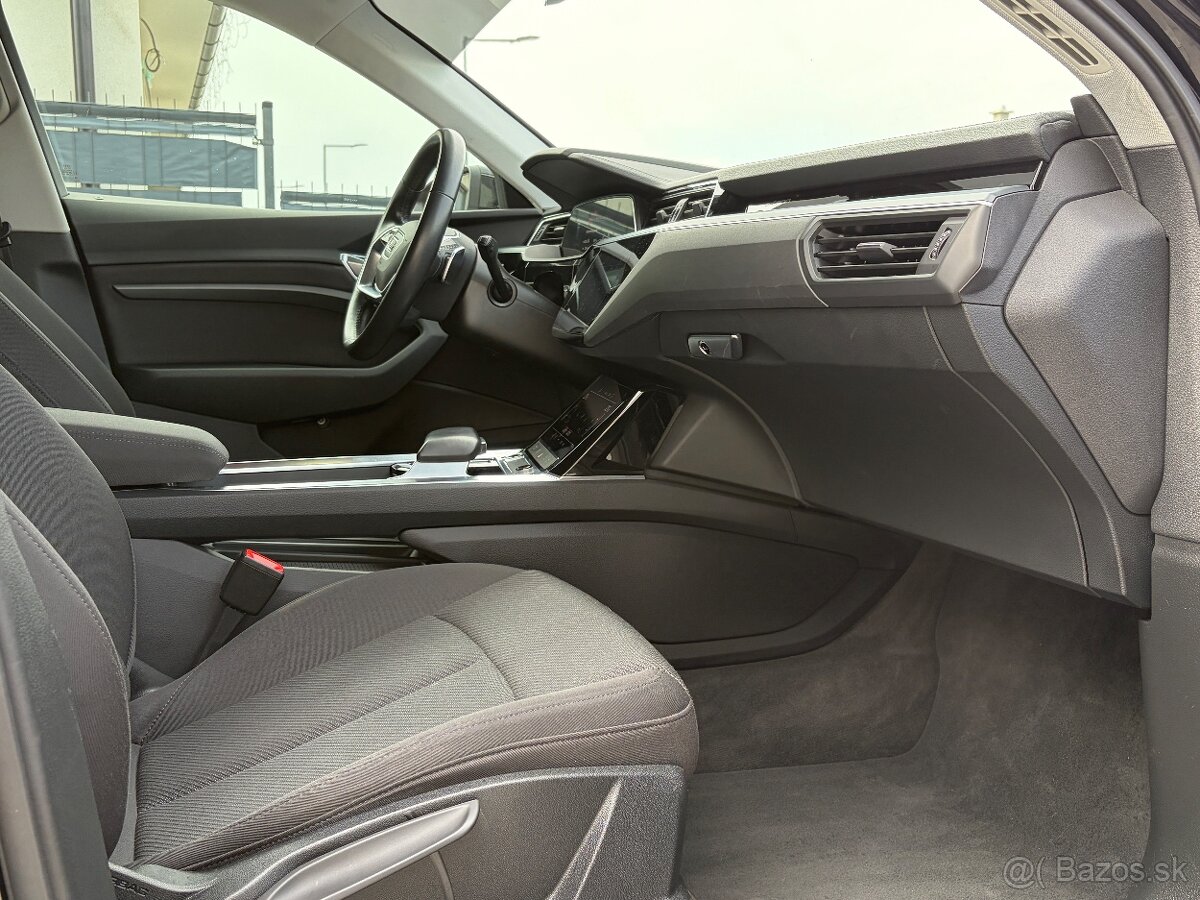 Audi E-tron 55 Quattro - 13