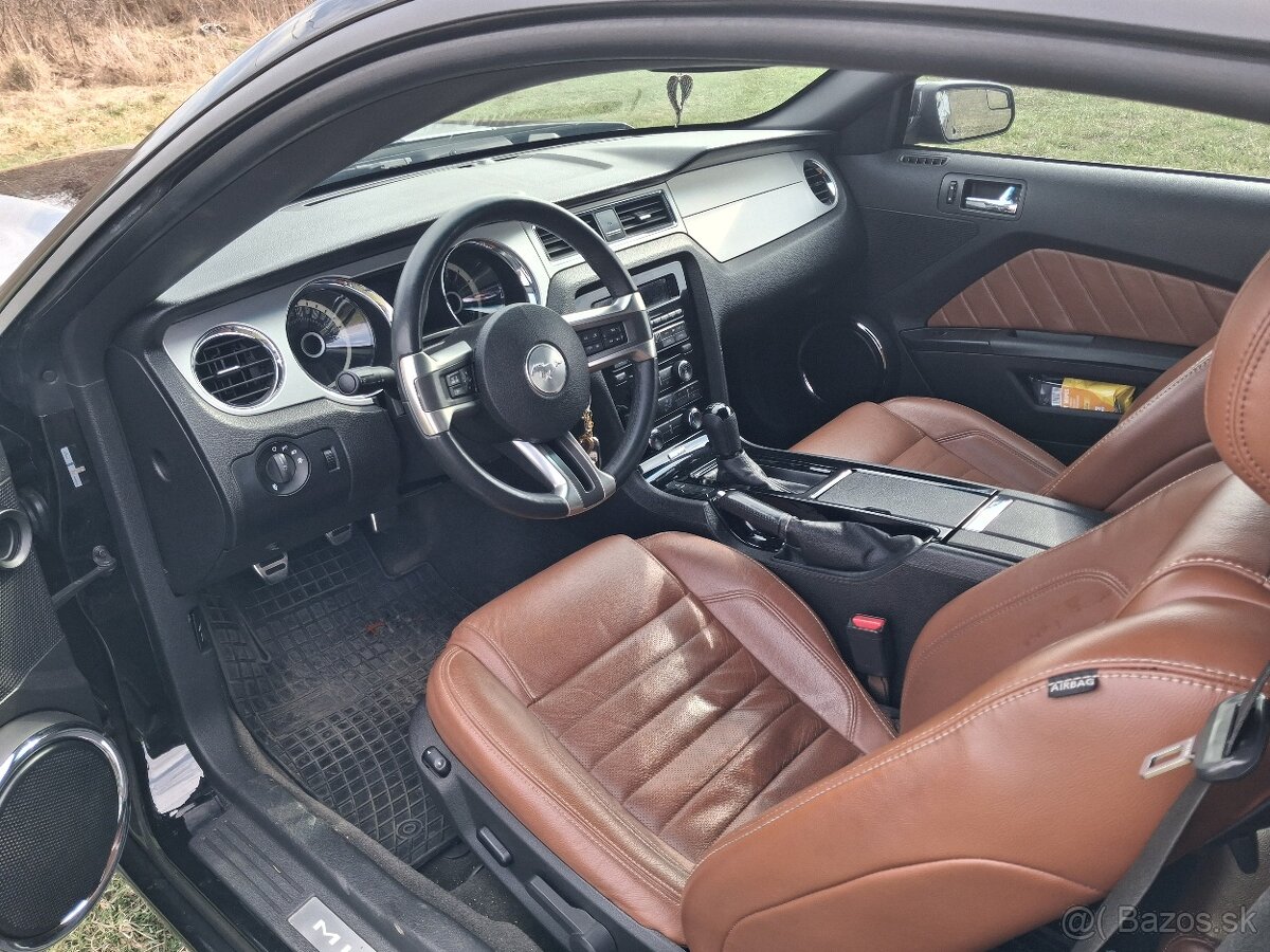 Ford mustang - 13