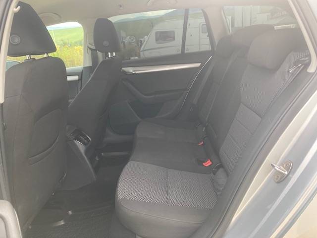 Škoda Octavia combi 1.6 TDI, 2016, 81kW, NAVI - 13