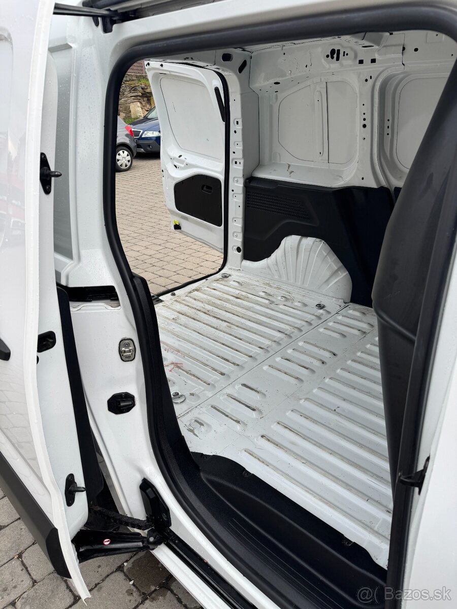 OPEL COMBO LIFE 1.5CDTI 75KW -1.majitel ČR - 13