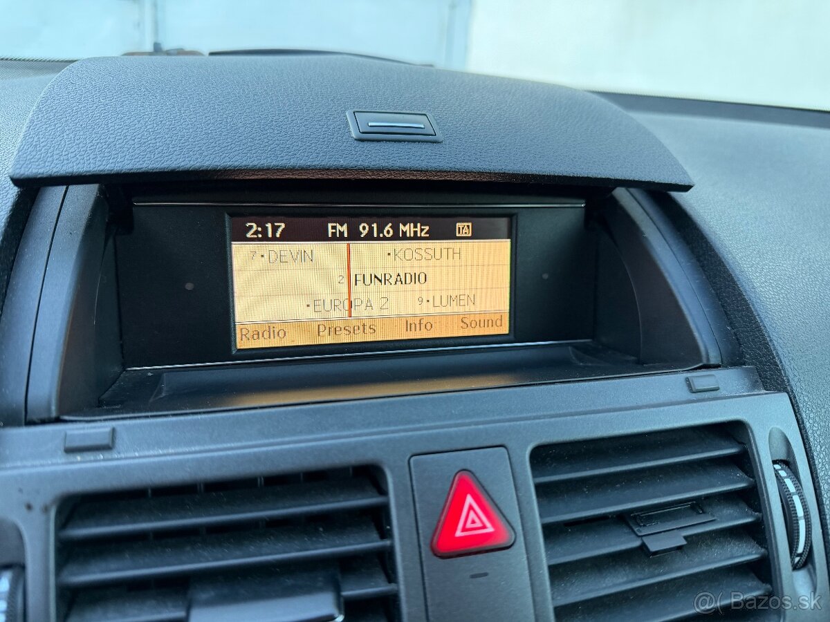 MERCEDES-BENZ C200CDI W204 3M FÓLIA MODEL 2011 - 13