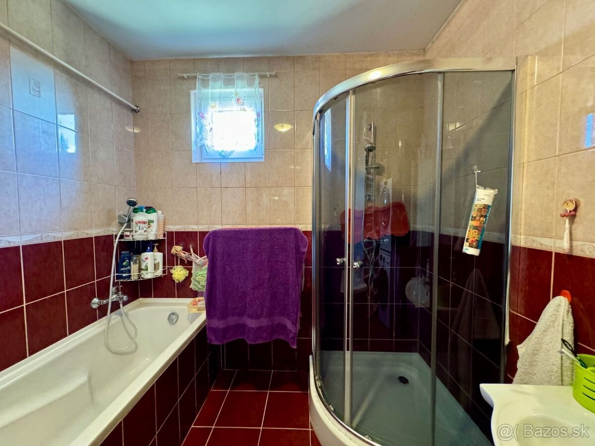 MAĎARSKO - ENCS 4 IZBOVÝ DOM S GARÁŽOU A TERASOU, PEKNÁ ZÁH - 13