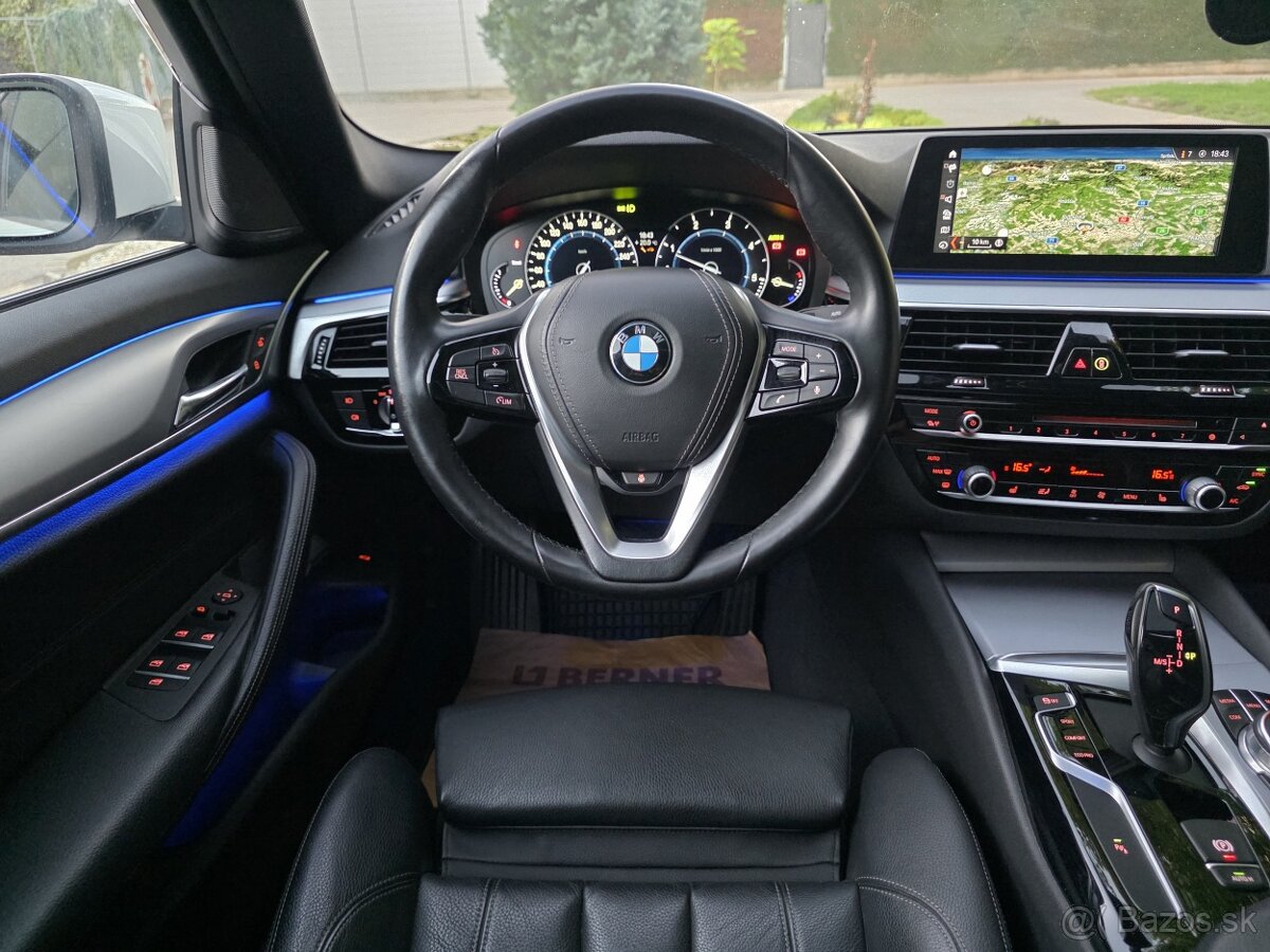 BMW 520d A/T HARMAN/Kardon 1.Majiteľ BiXENON FULL LED 190PS - 13