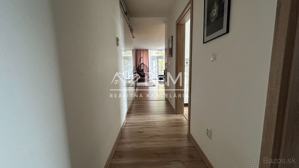 3 izbový byt, Banská Bystrica, terasa, vírivka, parkovaníe - 13