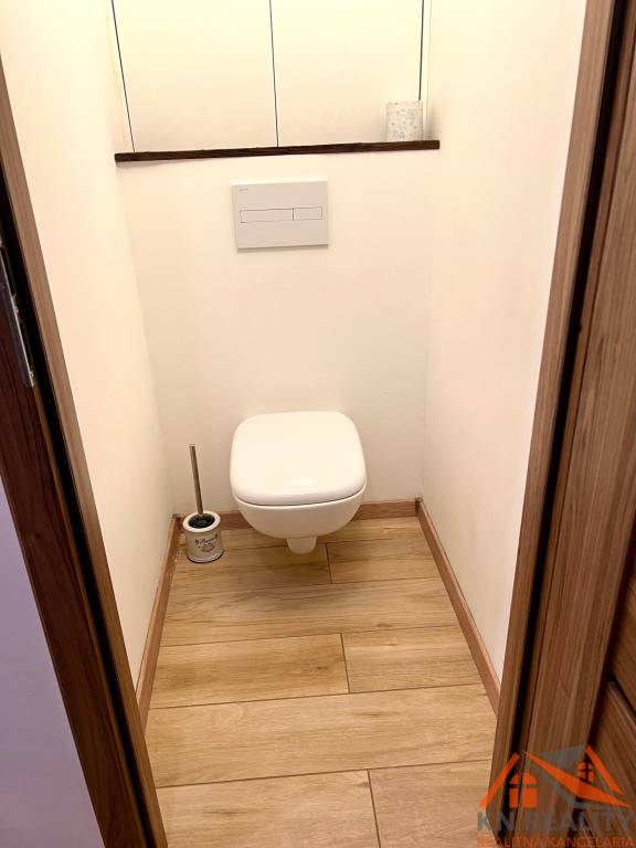 Na predaj krásny zrekonštruovaný 3 izb.byt s dvoma balkónmi - 13