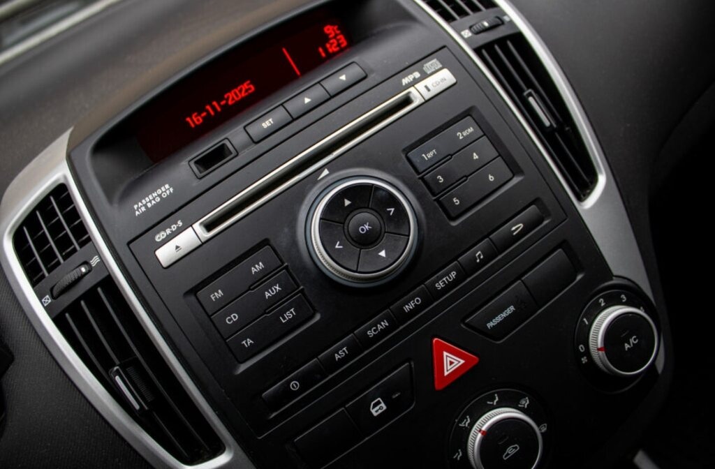 Kia Ceed 1.4 - 1. majiteľ - 13