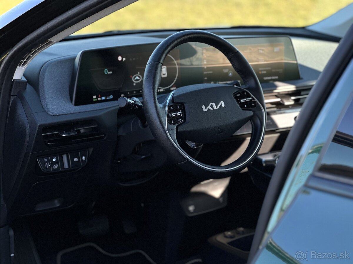 KIA EV6 Hatchback 167kw 77.4 kWh Automat 4x4 13737KM 2023 - 13