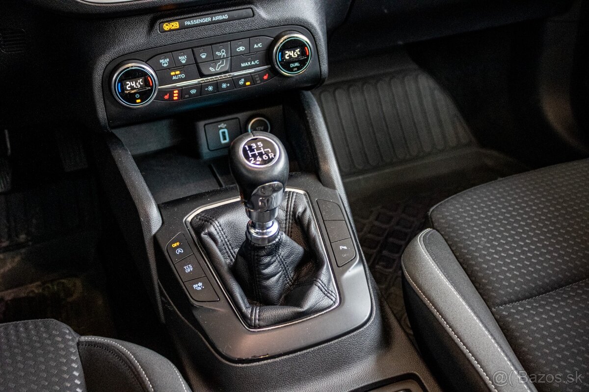 Ford Focus 2019 1.0 benzín 92 kW - 13