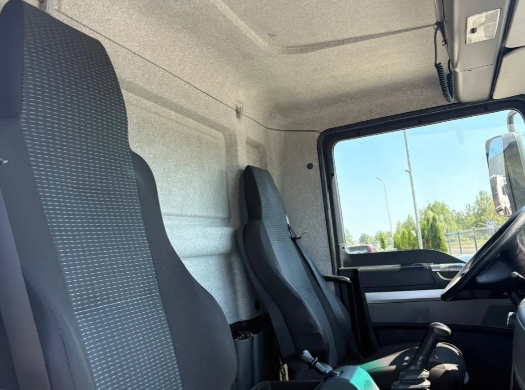 MAN TGL 12.250 4x2 E6 - průjezdná souprava skříň - 13