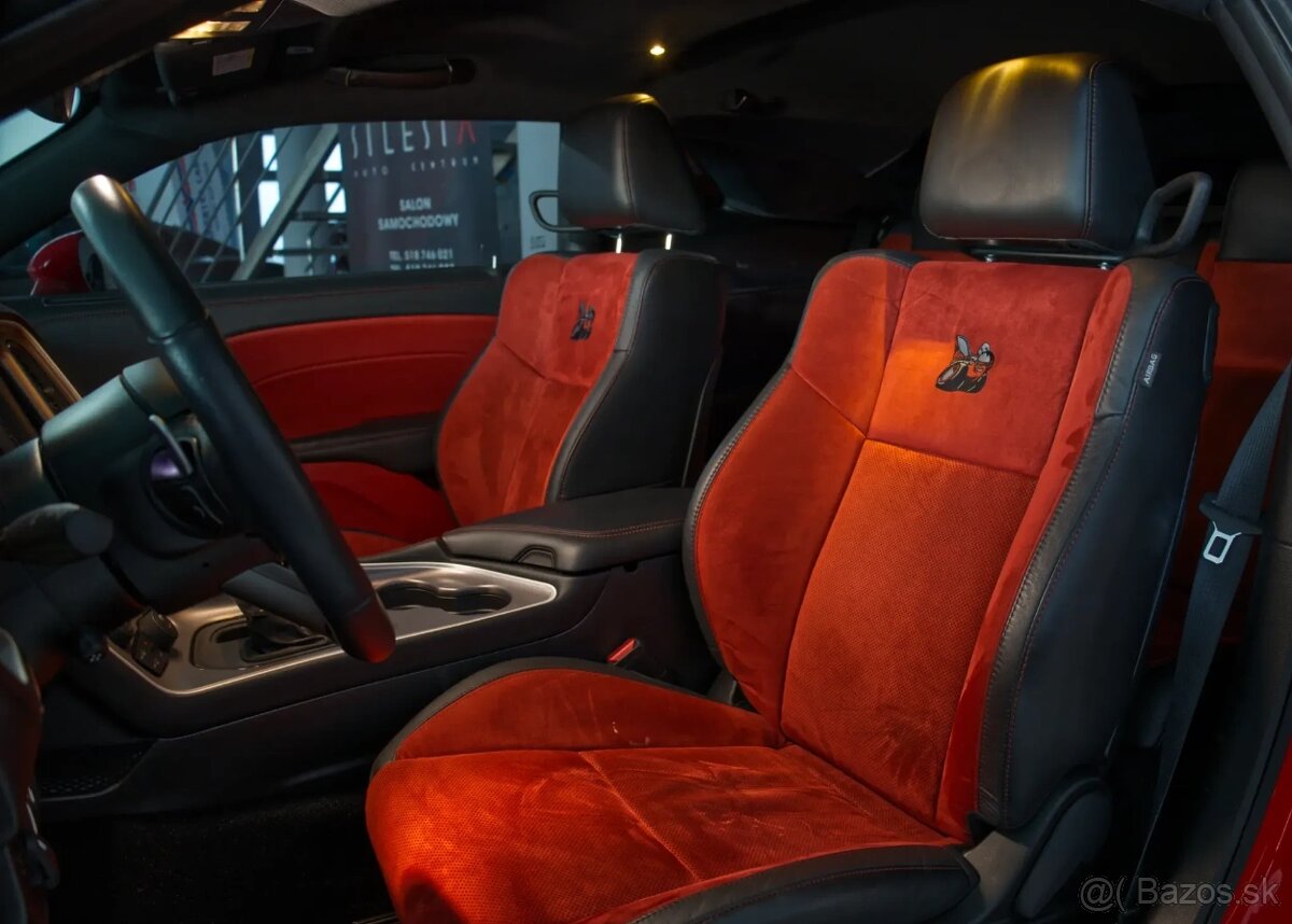 Dodge Challenger 6.4 Scat Pack Widebody - 13