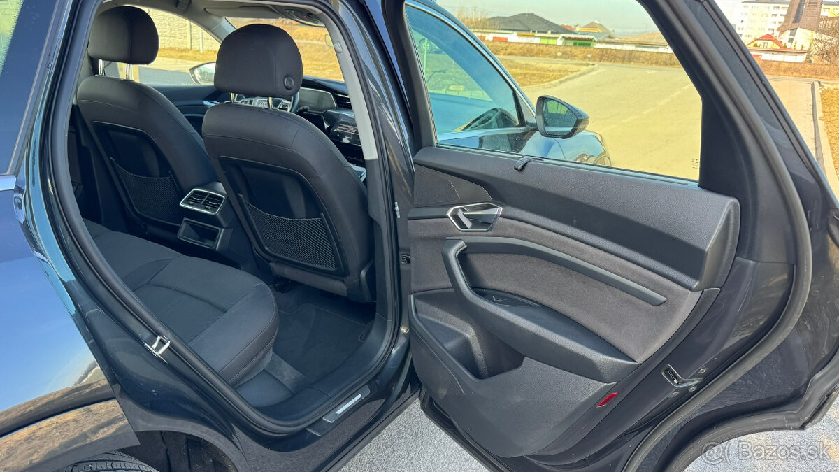 Audi E-tron 55 quattro s DPH - 13