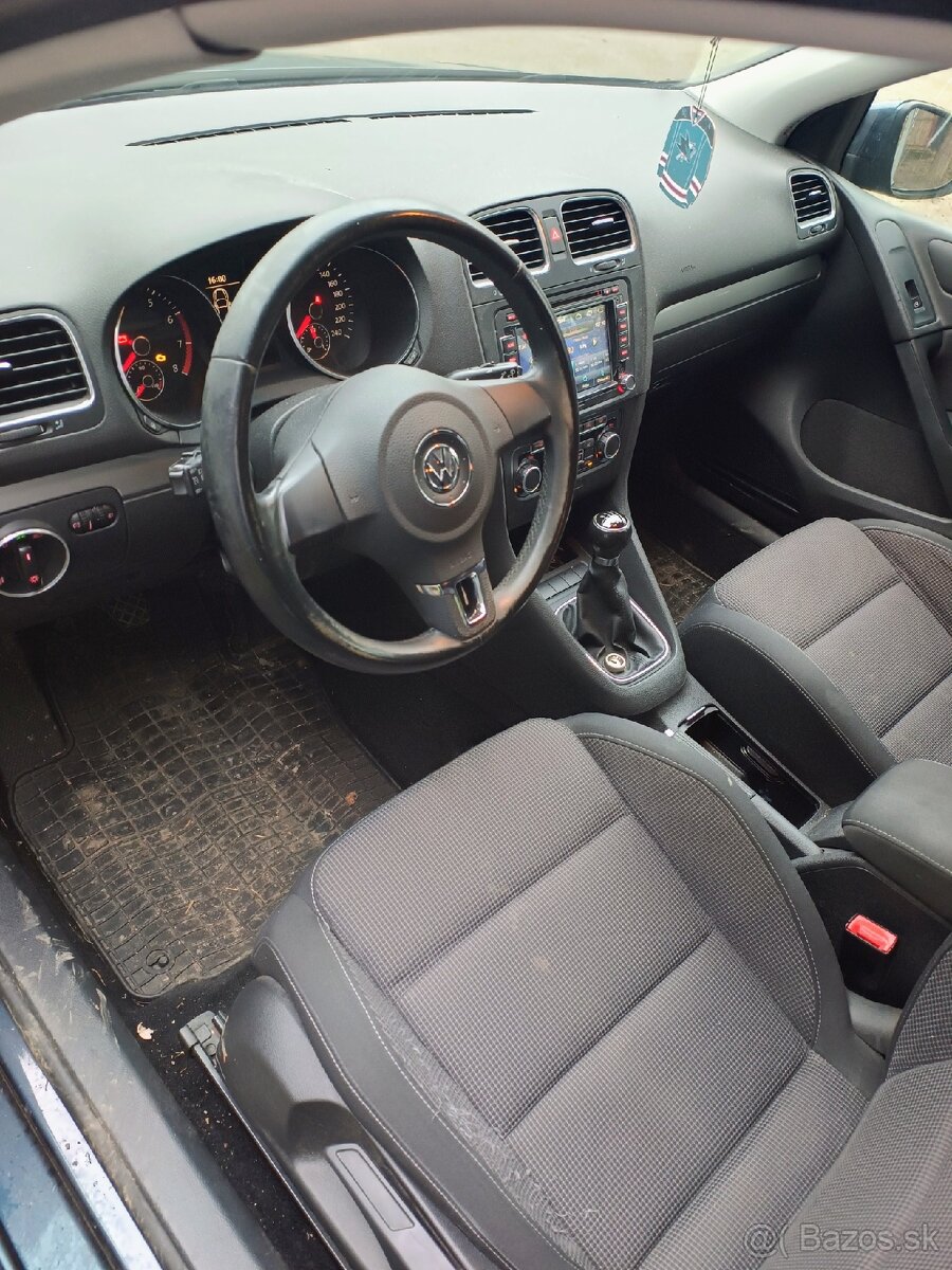 PREDÁM VW - GOLF 1,4 TSI euro 5 - 13