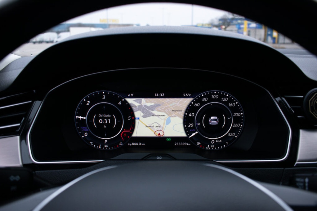 Volkswagen Passat Variant 2.0 BiTDI 240k Highline 4MOTION - 13