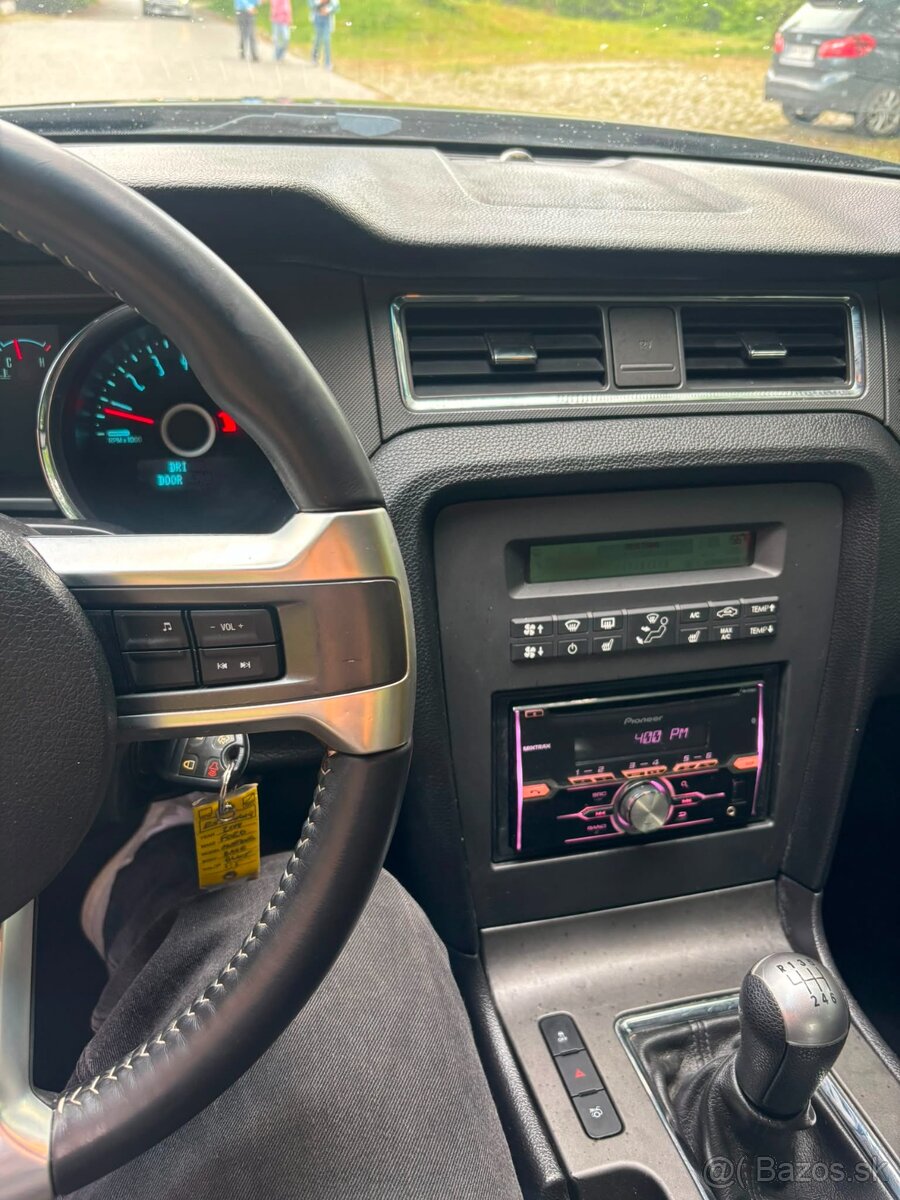 Ford Mustang 2014 3,7 v6 - 13