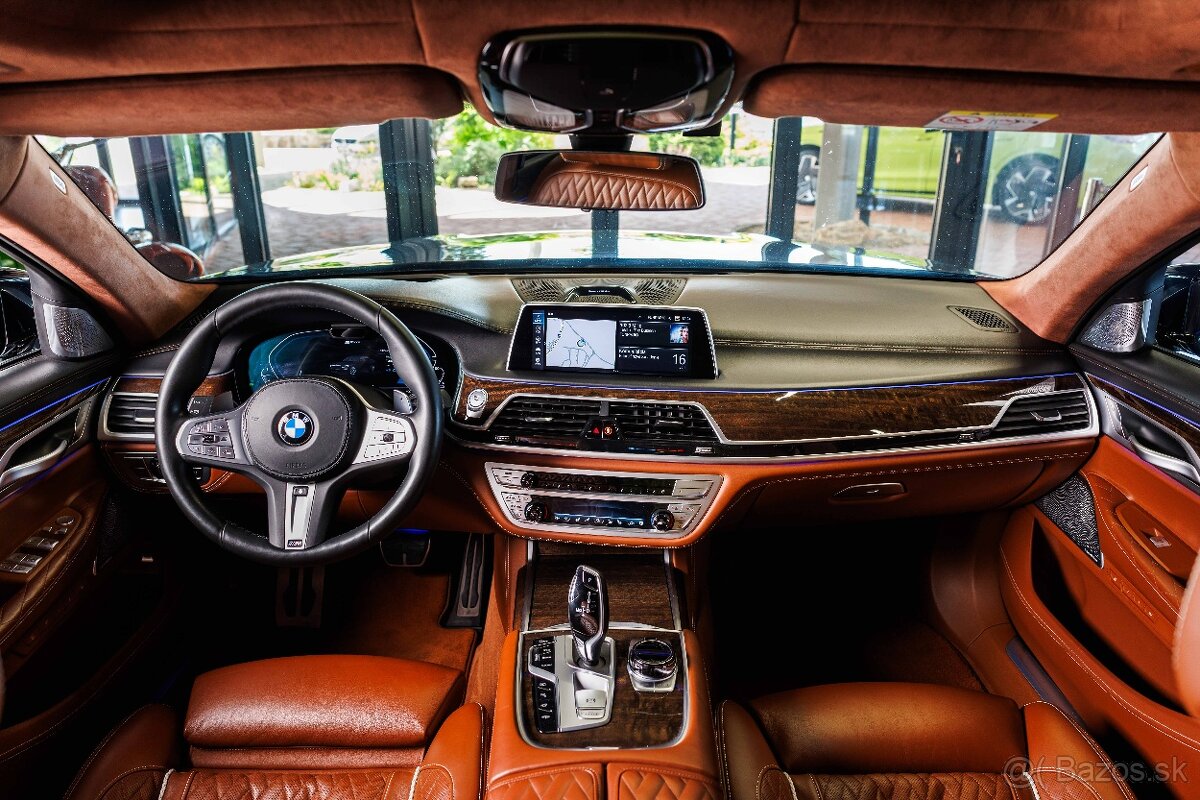 BMW 745Le xDrive M-Sport - 13
