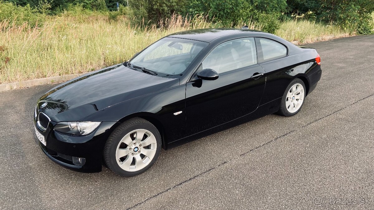 BMW 320i coupé E92 M/T RWD - 13