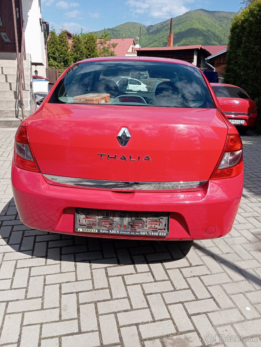 riadiaca jednotka centralu s kľúčom Renault Thália rok 2011 - 13