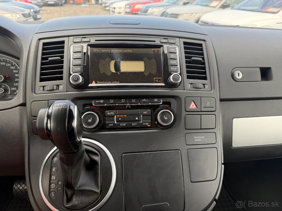 VW Multivan 2.0 BiTDI Highline 4MOTION DSG - 13