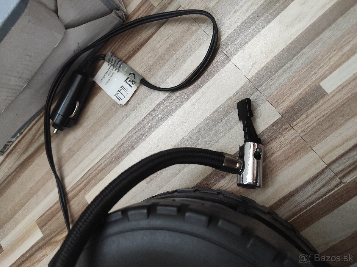 Rôzne veci - Korčule, Kompresory, switch, atď. - 13